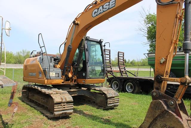 Image of Case CX130C equipment image 4