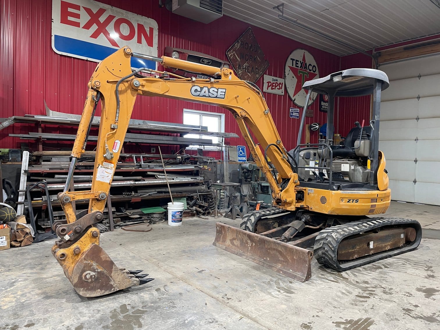 2013 Case CX36B Equipment Image0