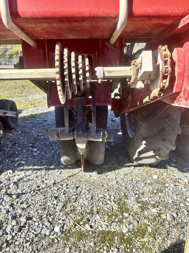 Image of Case IH 1215 equipment image 3