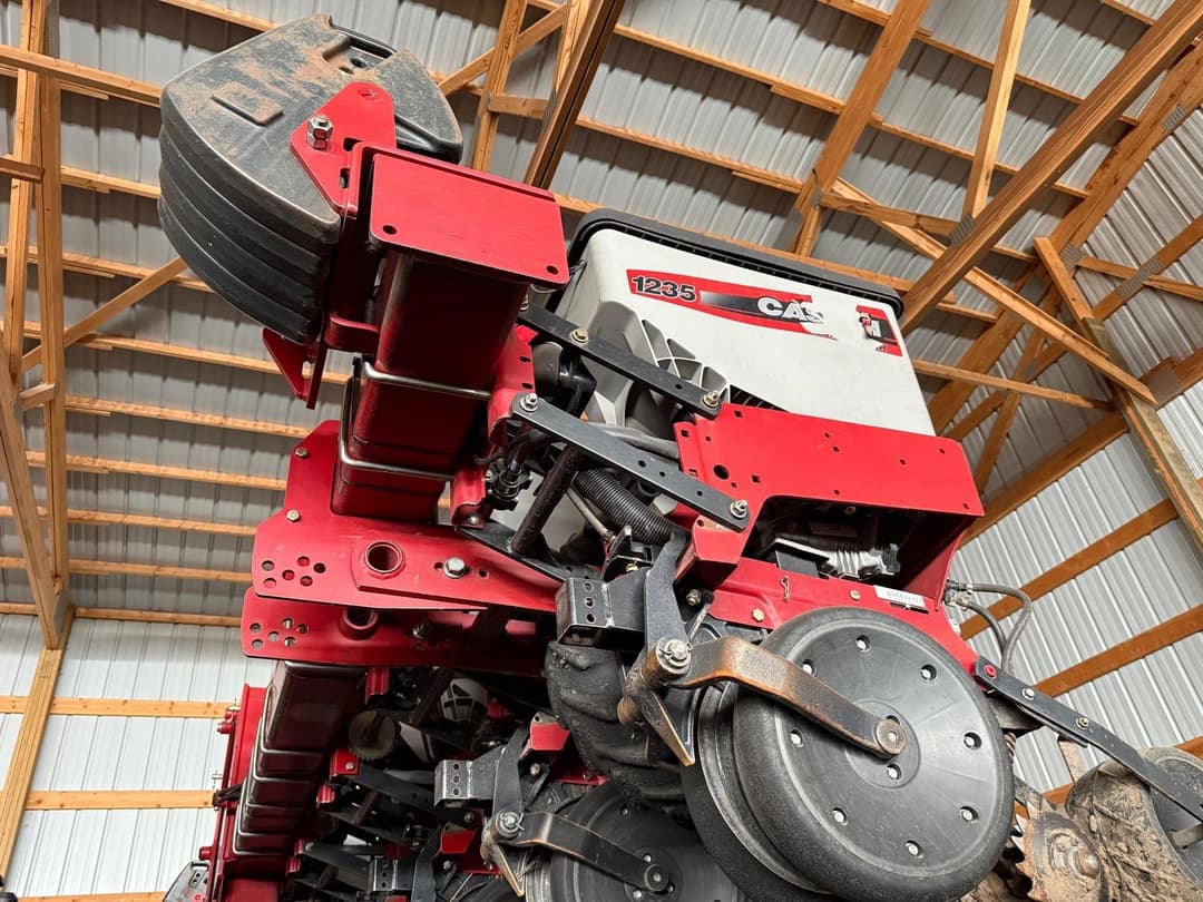 Image of Case IH 1235 Primary image