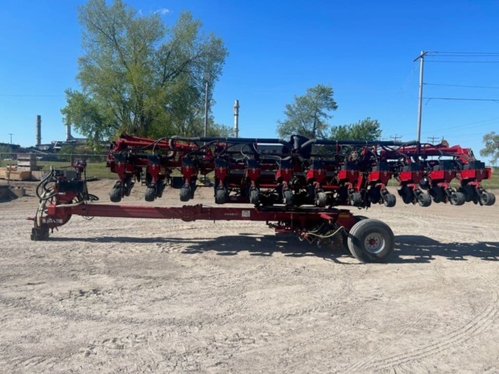 Image of Case IH 1240 Primary image