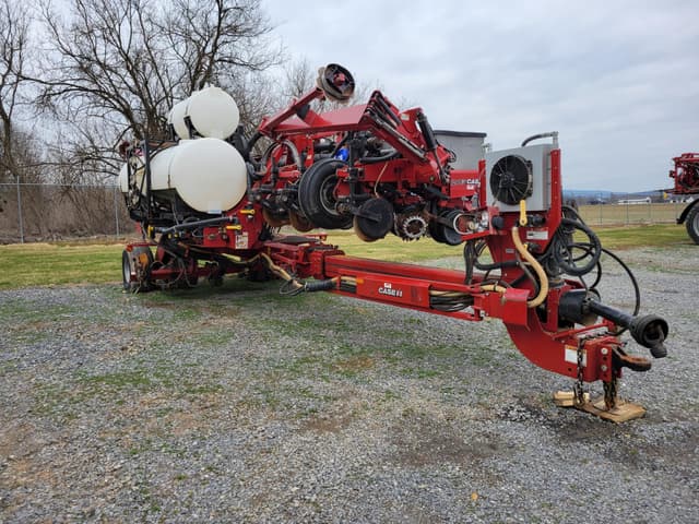 Image of Case IH 1240 equipment image 3