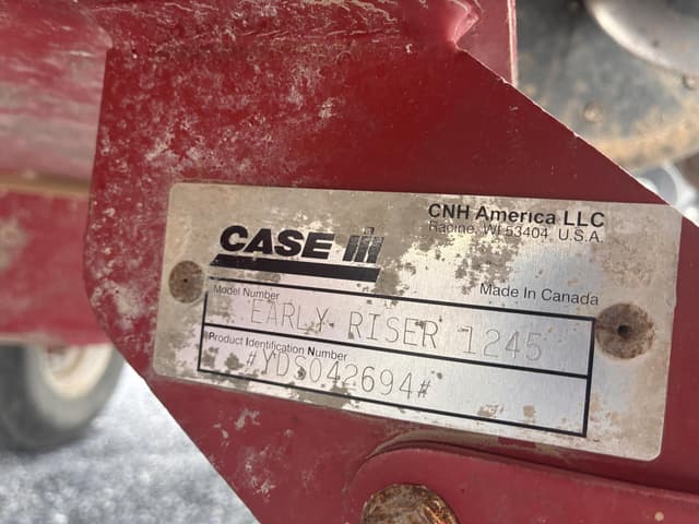 Image of Case IH 1245 equipment image 2