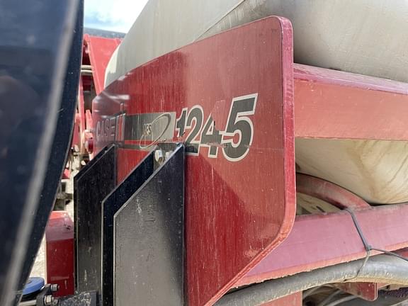 Image of Case IH 1245 equipment image 3