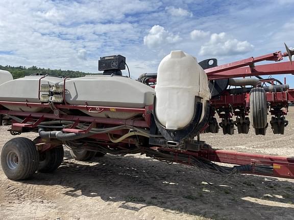 Image of Case IH 1245 equipment image 1