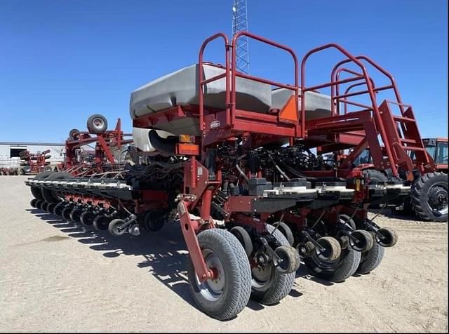 Image of Case IH 1250 equipment image 2