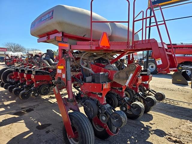 Image of Case IH 1250 equipment image 1