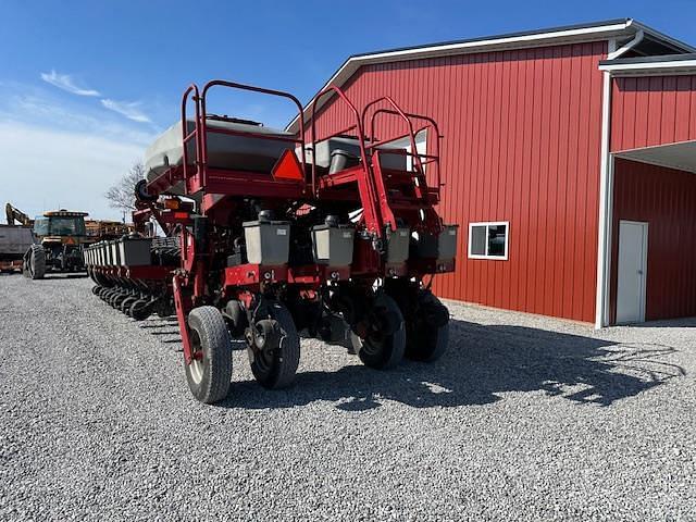 Image of Case IH 1250 equipment image 4