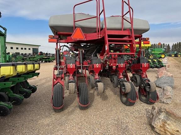 Image of Case IH 1250 equipment image 2