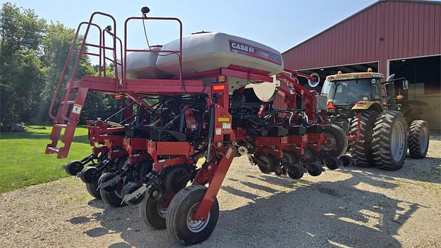 Image of Case IH 1250 equipment image 4