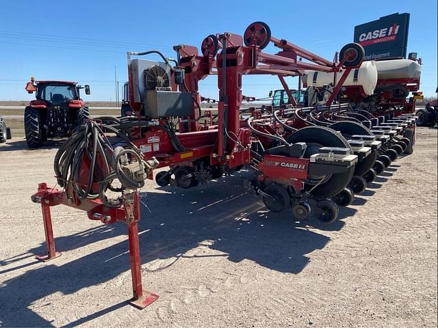 Image of Case IH 1250 equipment image 1