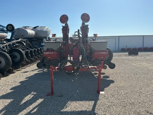 Image of Case IH 1250 equipment image 1