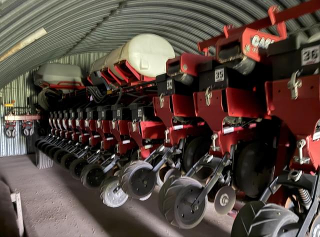 Image of Case IH 1265 equipment image 1