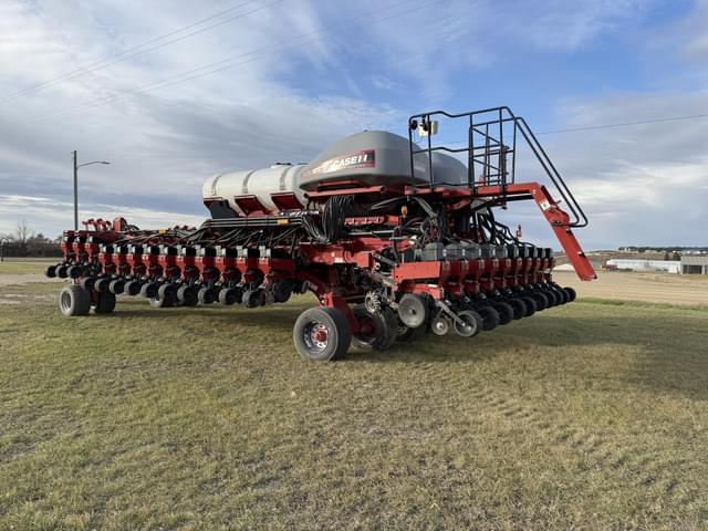 Image of Case IH 1265 equipment image 2