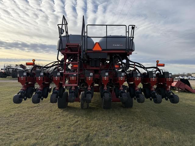 Image of Case IH 1265 equipment image 3