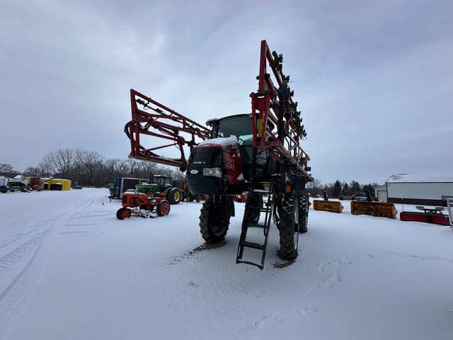 Image of Case IH Patriot 2240 equipment image 3