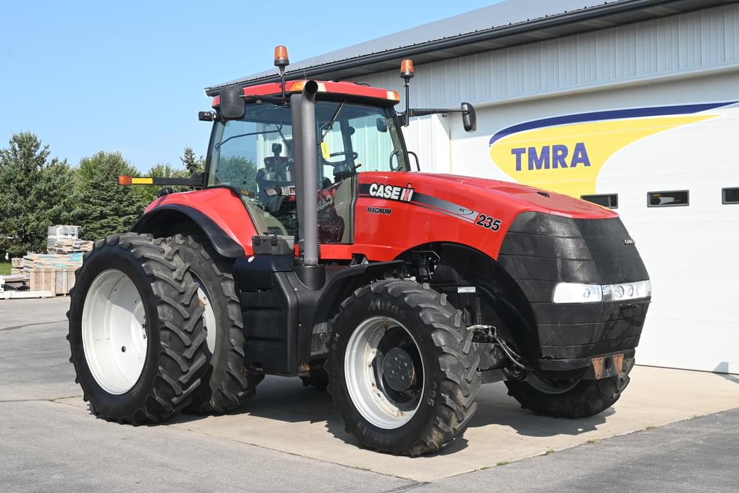 Image of Case IH Magnum 235 Primary image