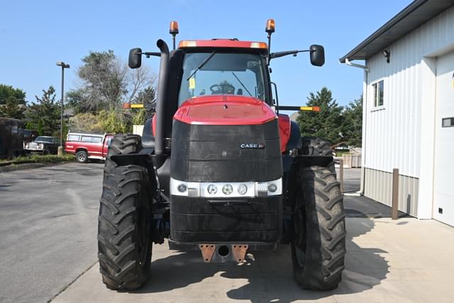 Image of Case IH Magnum 235 equipment image 3