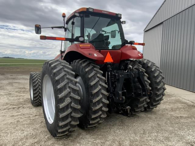 Image of Case IH Magnum 235 equipment image 4