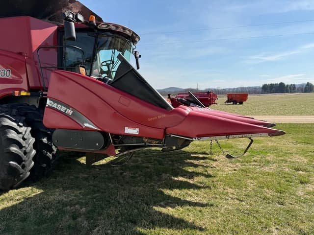 Image of Case IH 2608 equipment image 2