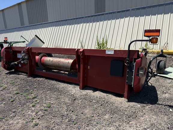 Image of Case IH 3016 equipment image 4