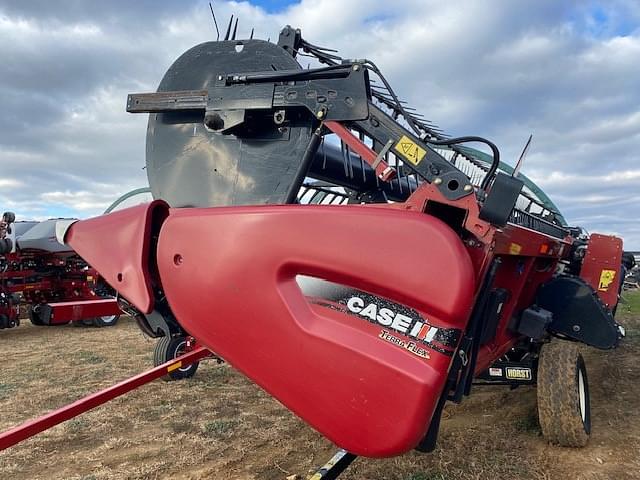 Image of Case IH 3162 equipment image 4