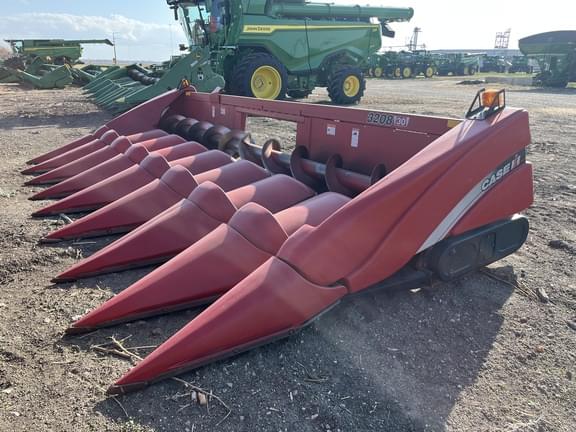 Image of Case IH 3208 equipment image 2