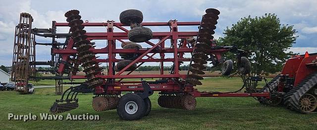 Image of Case IH 330 equipment image 2