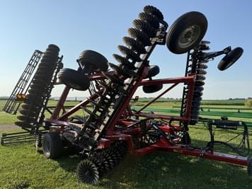 Main image Case IH 330