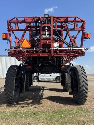 Image of Case IH 3330 Patriot equipment image 3