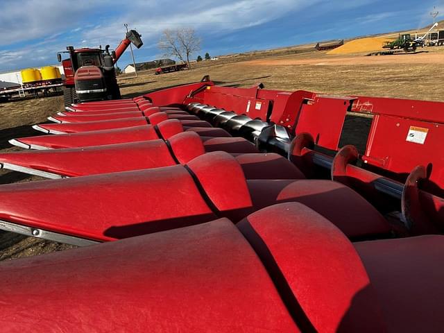 Image of Case IH 3412 equipment image 4