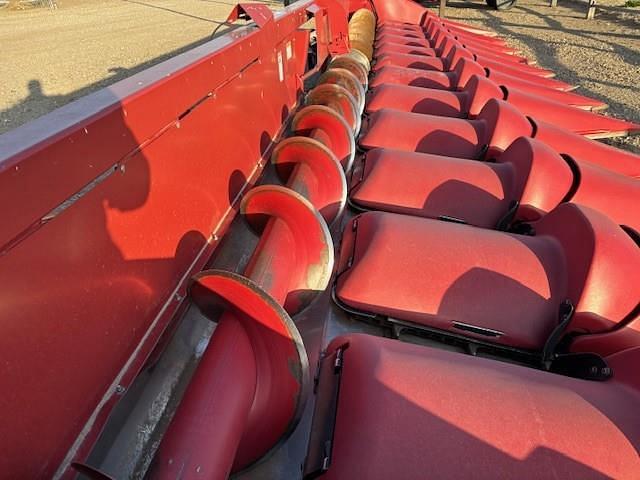 Image of Case IH 3412 equipment image 2