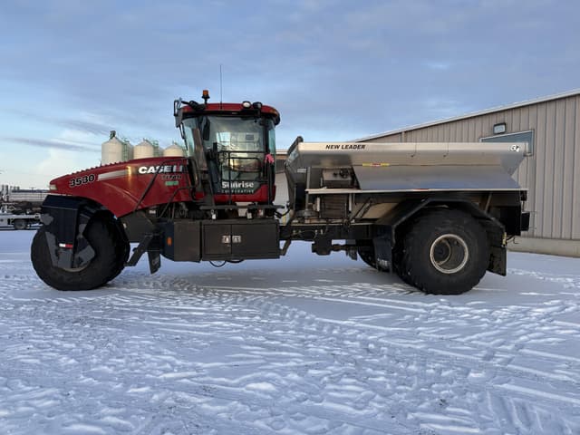 Image of Case IH Titan 3530 equipment image 4