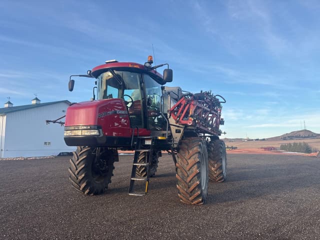 Image of Case IH Patriot 4430 equipment image 1