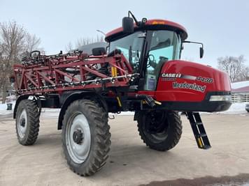 Main image Case IH Patriot 4430
