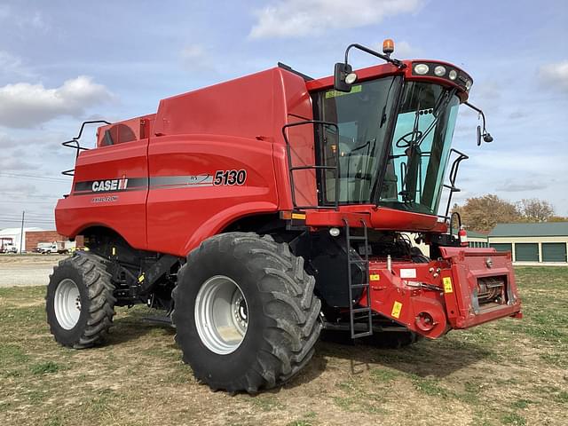 Image of Case IH 5130 equipment image 2