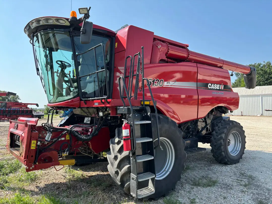 Image of Case IH 5130 Primary image