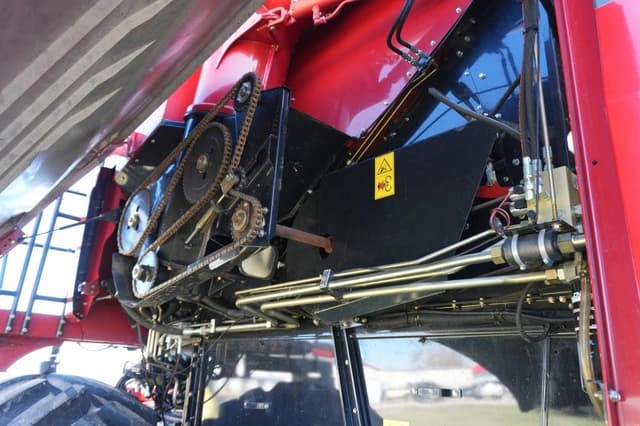 Image of Case IH 5130 equipment image 3