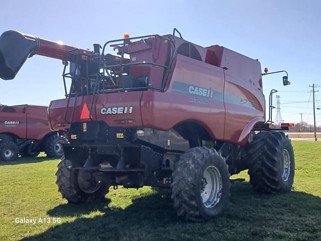 Image of Case IH 5130 equipment image 2