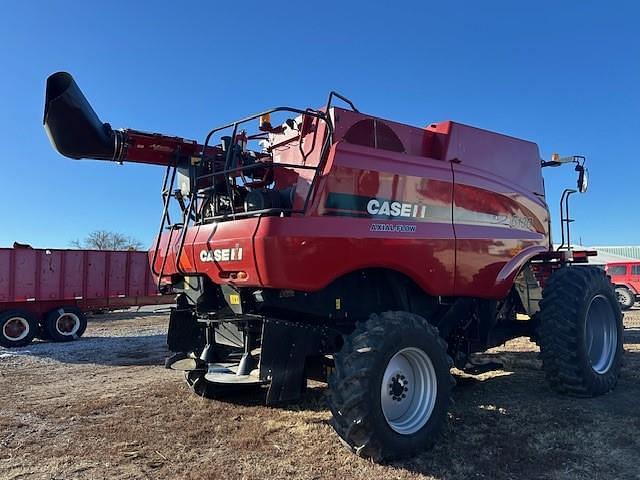 Image of Case IH 6130 equipment image 4