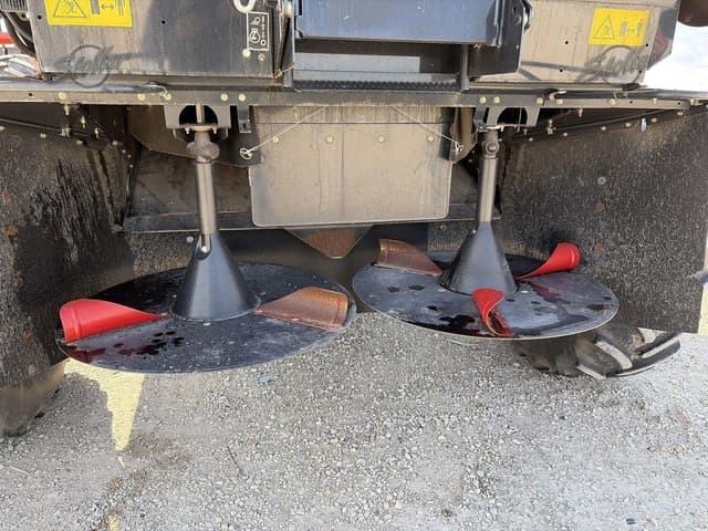 Image of Case IH 6130 equipment image 4