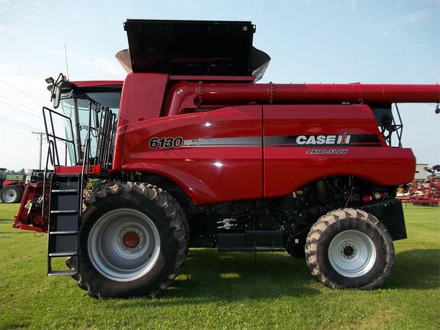 Image of Case IH 6130 equipment image 1