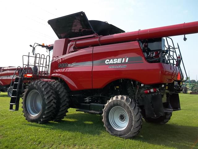 Image of Case IH 6130 equipment image 2