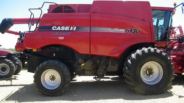 Image of Case IH 6130 equipment image 2