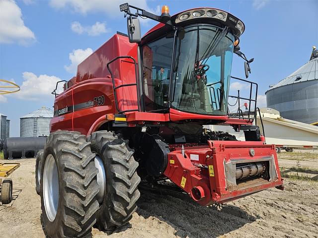 Image of Case IH 7130 equipment image 1