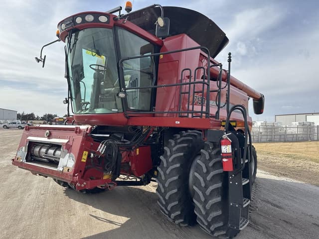 Image of Case IH 7130 equipment image 1