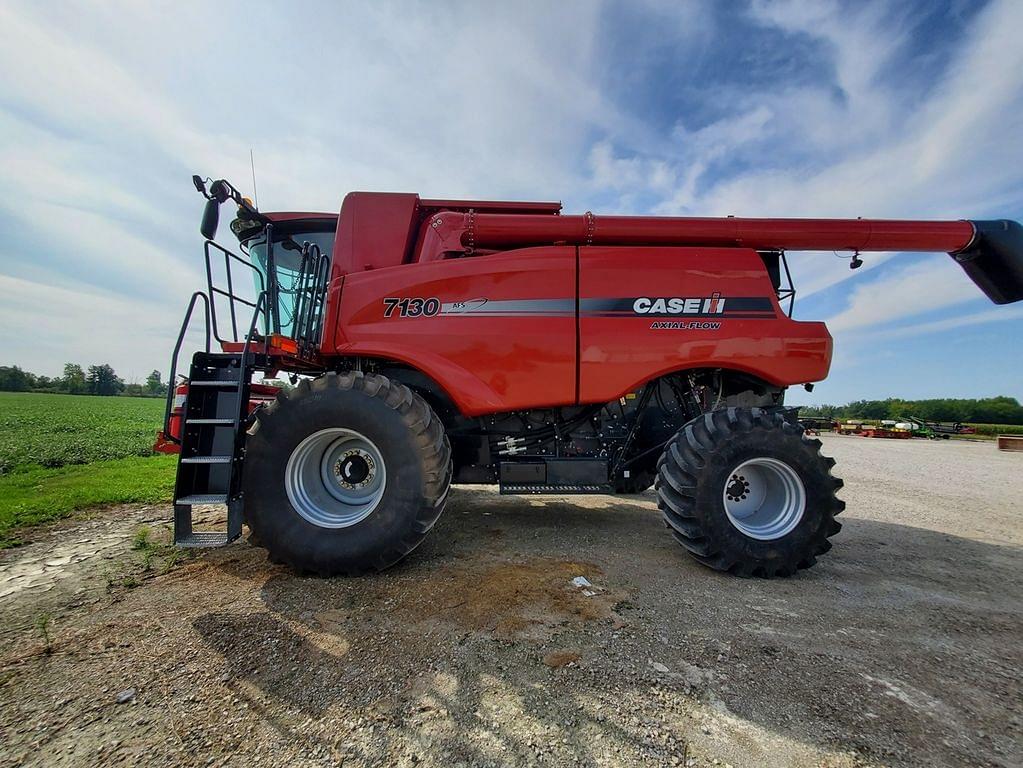 Image of Case IH 7130 Image 1