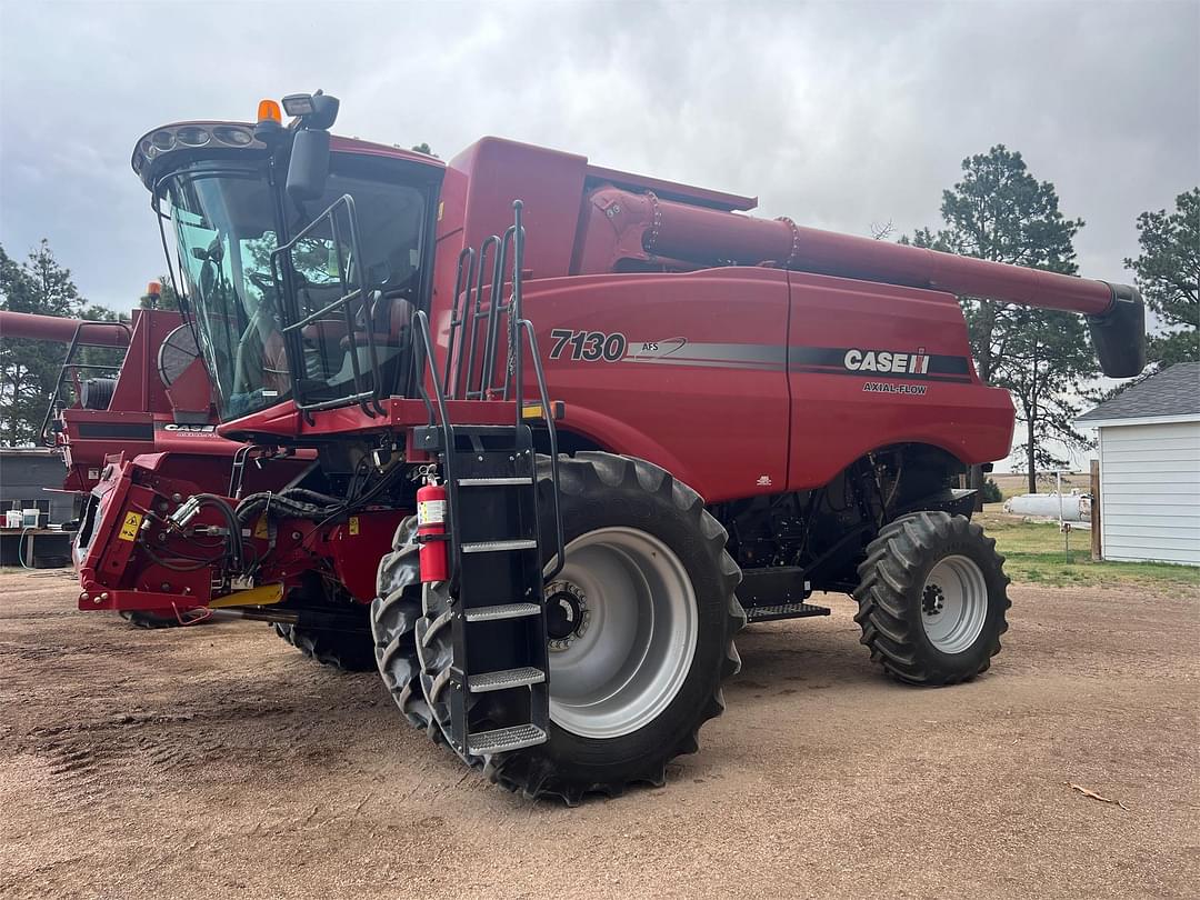 Image of Case IH 7130 Primary image