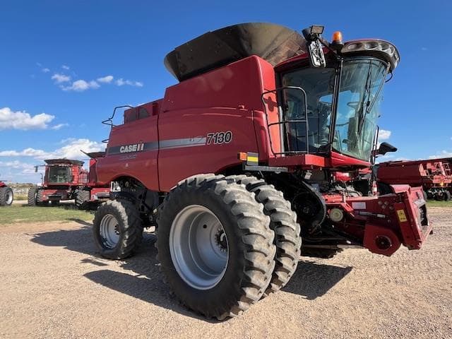 Image of Case IH 7130 equipment image 1