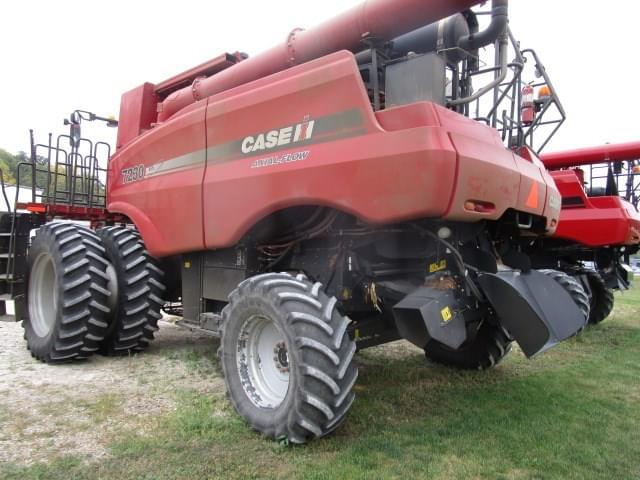 Image of Case IH 7230 equipment image 3